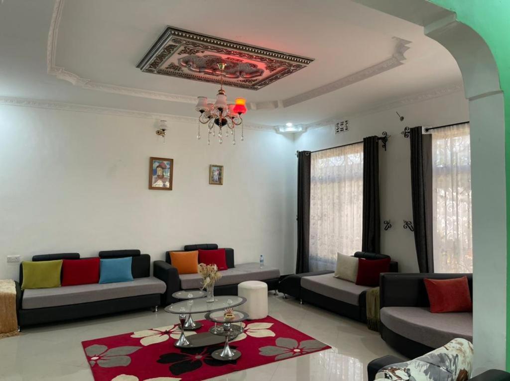 Evelina House Hostel Boma la Ngombe Εξωτερικό φωτογραφία